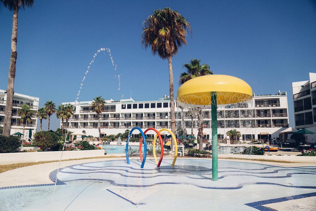 פורט ארנסס Port Royal Ocean Resort & Conference Center מראה חיצוני תמונה
